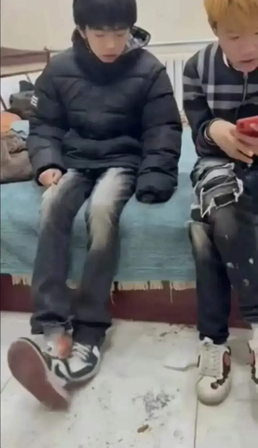 《轻奢小子和美式boy完整录像》