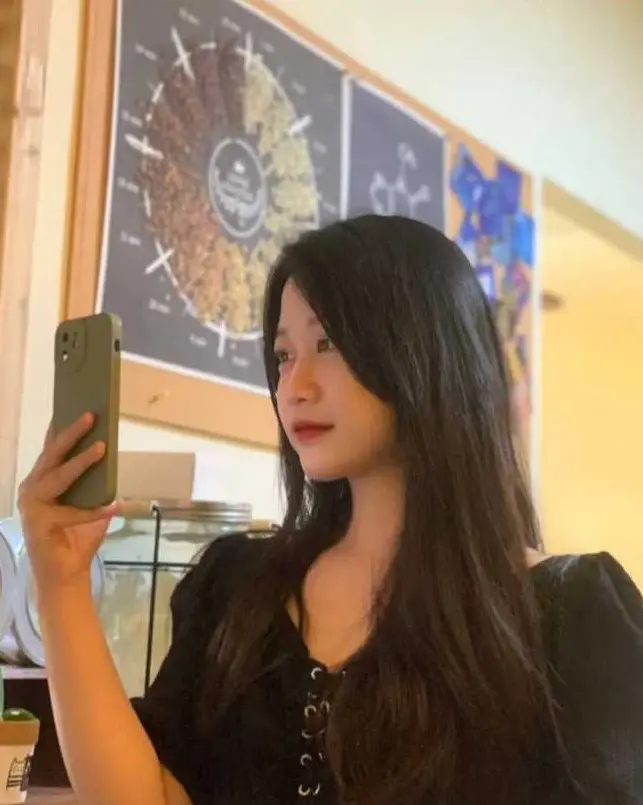 《杨家馅饼老板娘辛能能》家庭风波双人大战免费观看