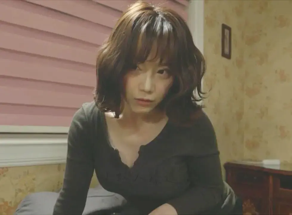 免费在线看《妈妈的朋友 2》全季无删减，1080P高清画质，孤独少年与温柔阿姨碰撞出情感火花，韩剧TV带你感受别样浪漫！《妈妈的朋友 2》精彩来袭！