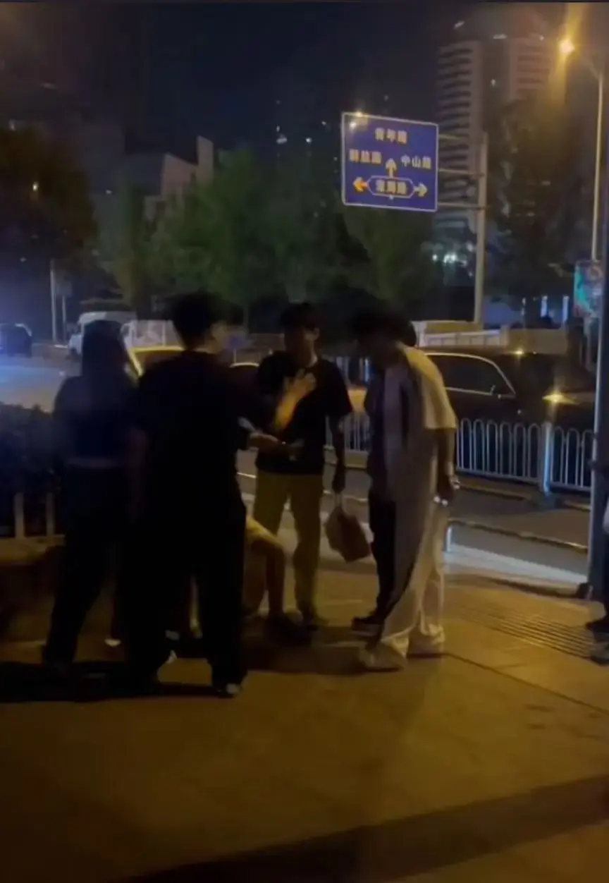 免费在线观看《事件实录》整记录全集免费在线观看，1080P高清画质，还能网盘下载，无广告流畅播放！