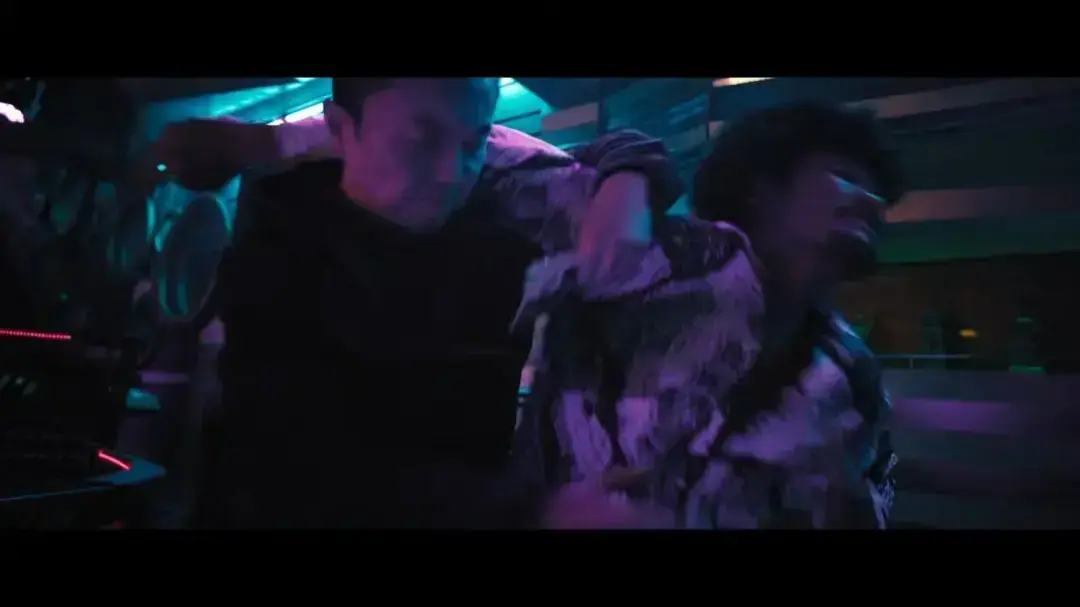 《火遮眼》-谢苗演绎孤胆英雄动作片 4K超高清无广告在线观看_《火遮眼》蓝光修复版全集免费获取_《火遮眼》磁力链接资源下载 - 影视天地