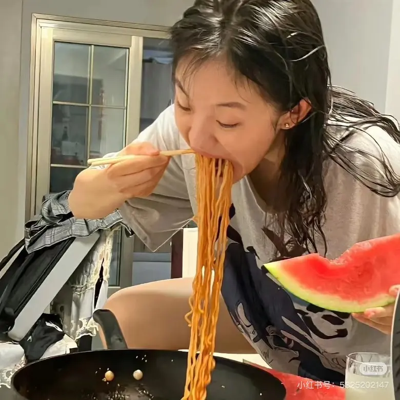 《特殊的按摩精油》全季蓝光高清-无删减完整资源-特殊的按摩精油免费纯净极速播放-支持手机电脑端